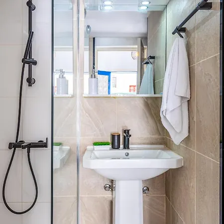 Mufasa In W/terrace Larnaca